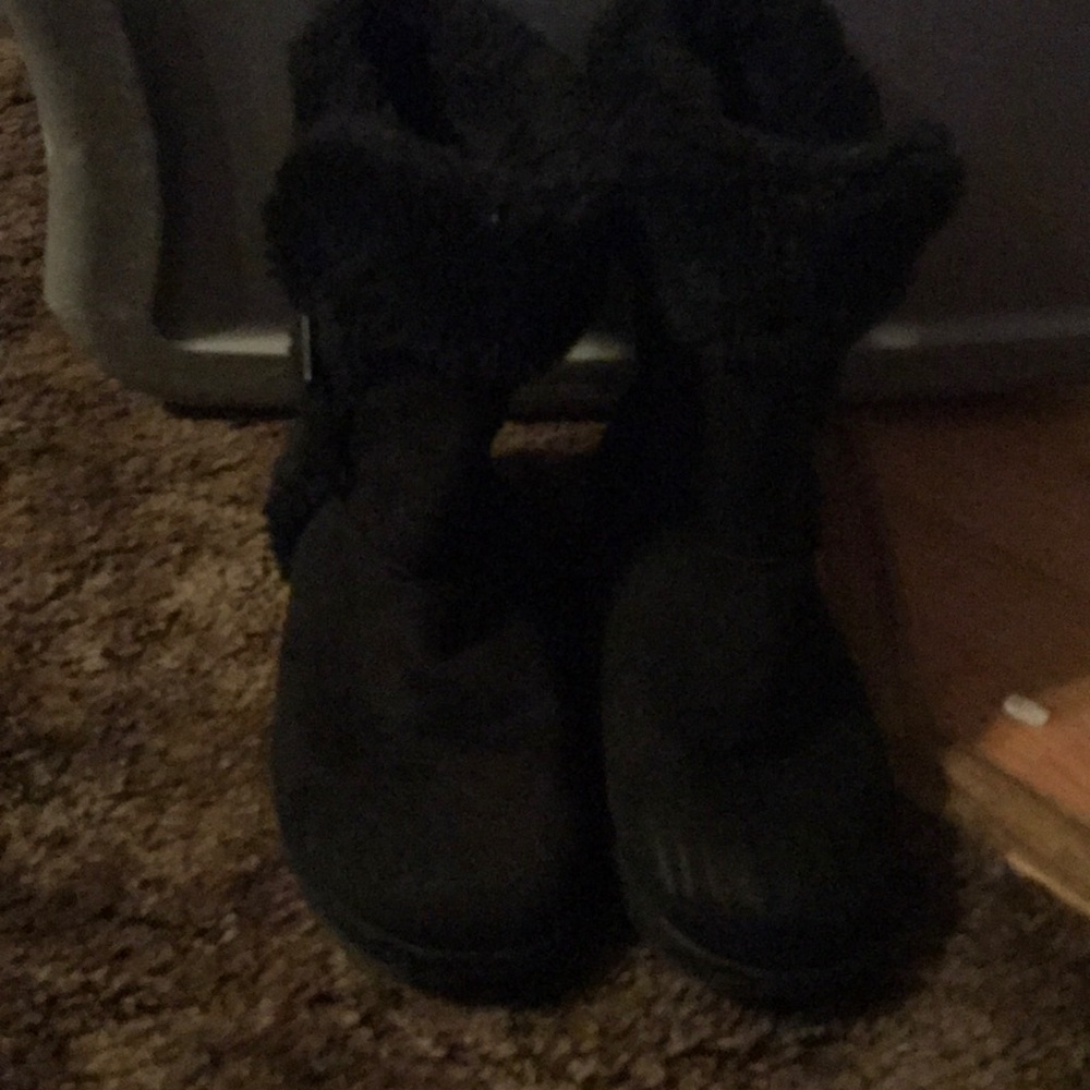 Faux ugg boots